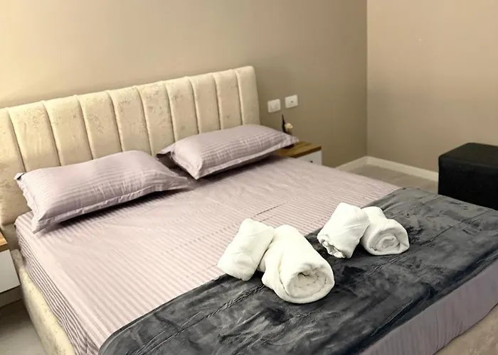 Liqeni Comfort Tirana