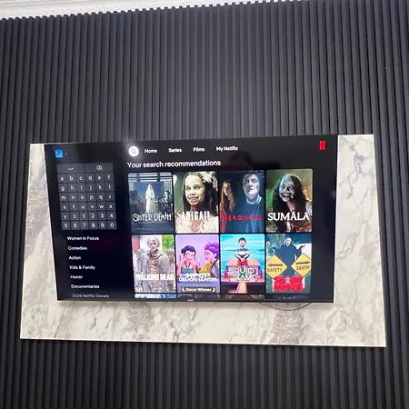 Liqeni Comfort アパート ティラナ